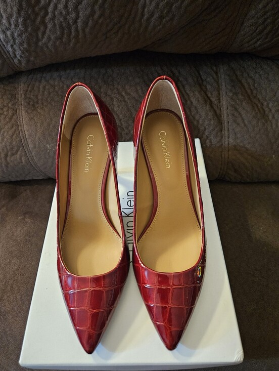 Calvin Klein Shoes - NIB Calvin Klein Gayle Patent Croc Print Cabernet Leather Pump Size 5.5M Red